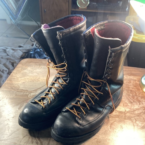 Danner 8in tactical boots 9.5 D - Picture 2 of 9